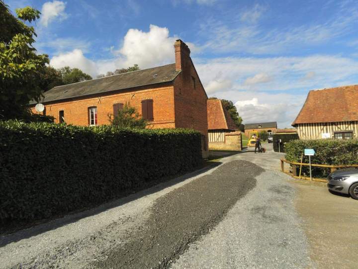 Réalisation d’enrobés routiers Lisieux